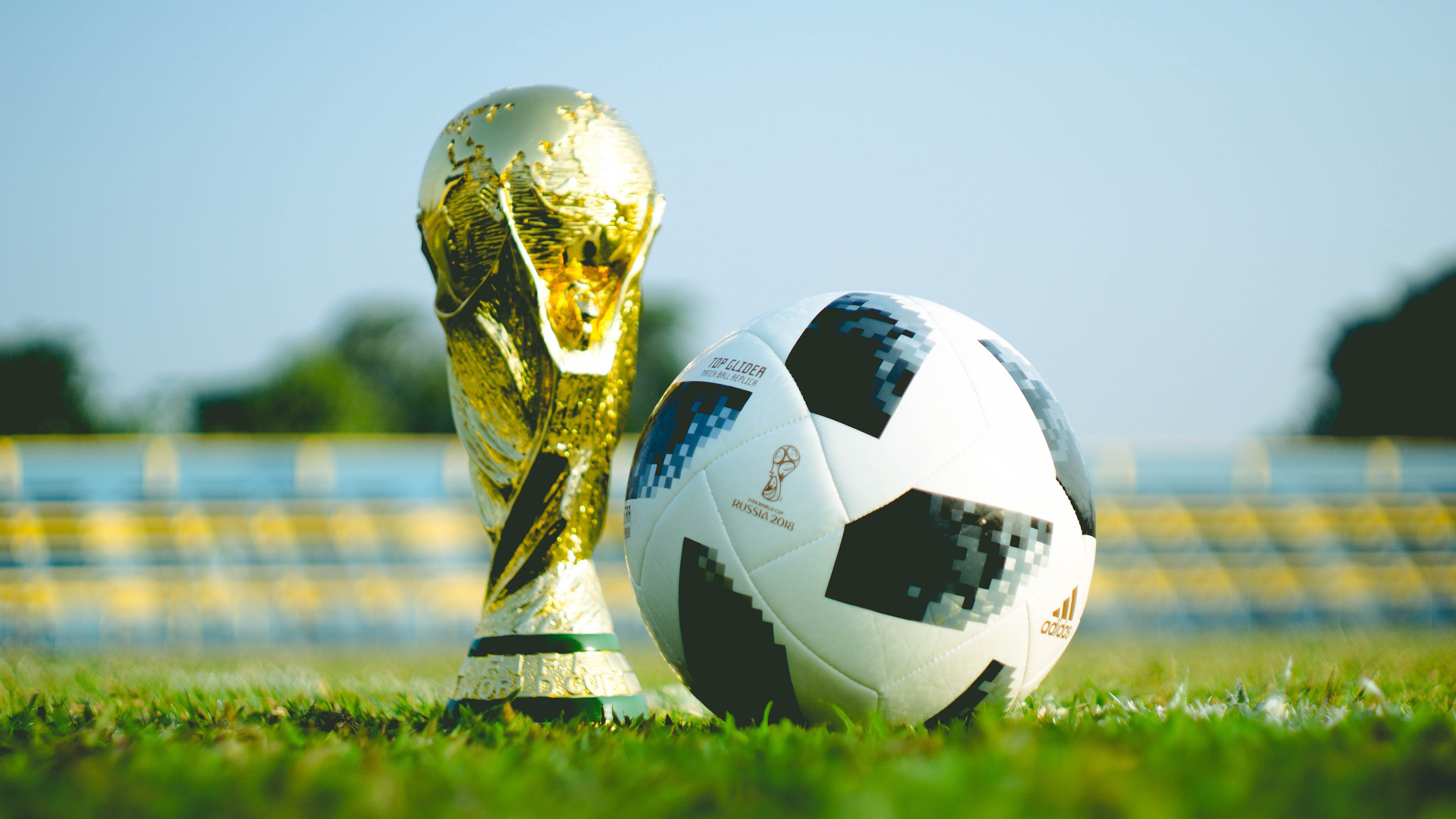 世界杯2026-季后赛抢七之夜，利拉德完成自我救赎，55分12记三分，他输掉比赛，却赢回尊严